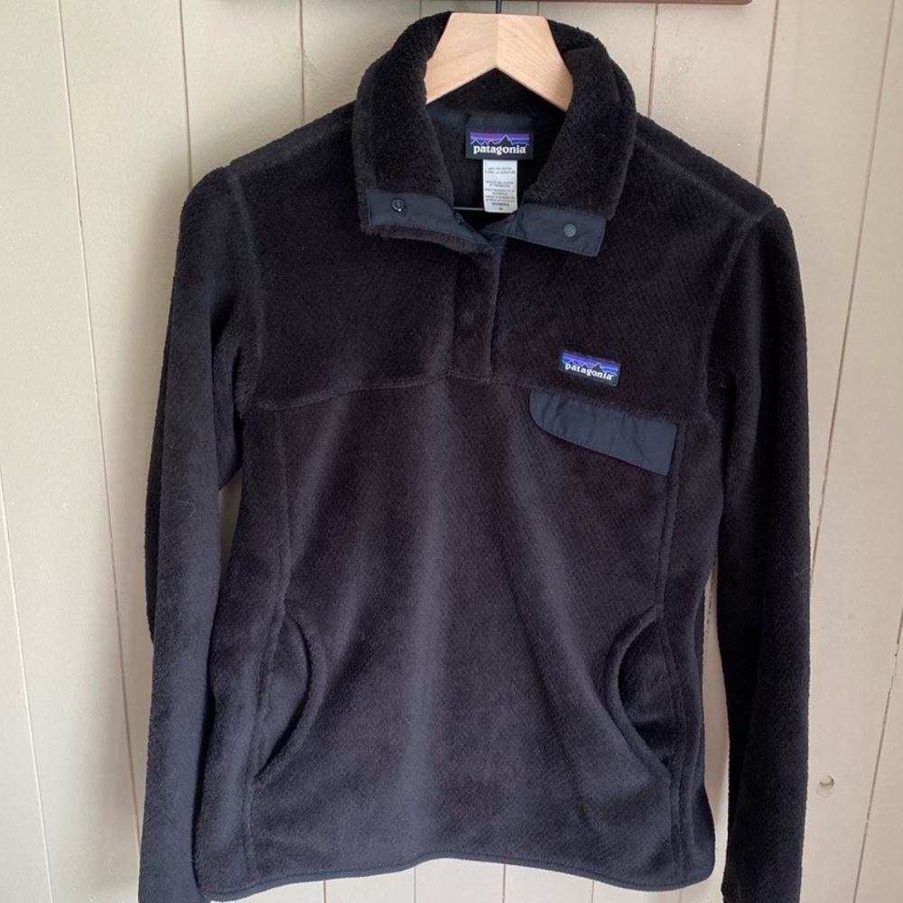 Patagonia Black Women’s Re-Tool  Snap-T Pullover. Medium.